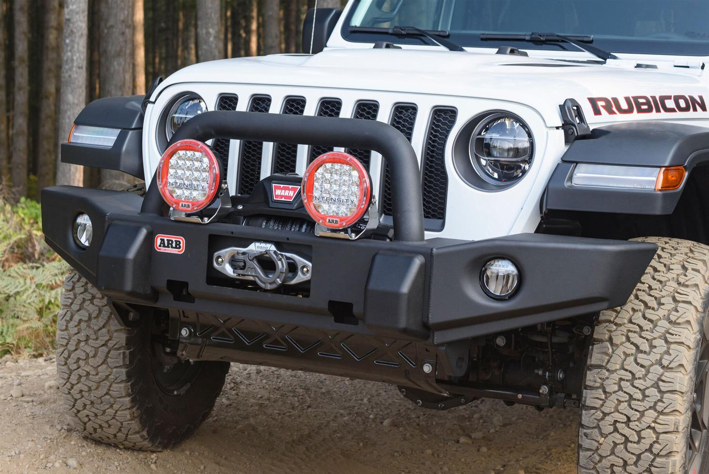 ARB Classic Deluxe Front Bumpers 3450440