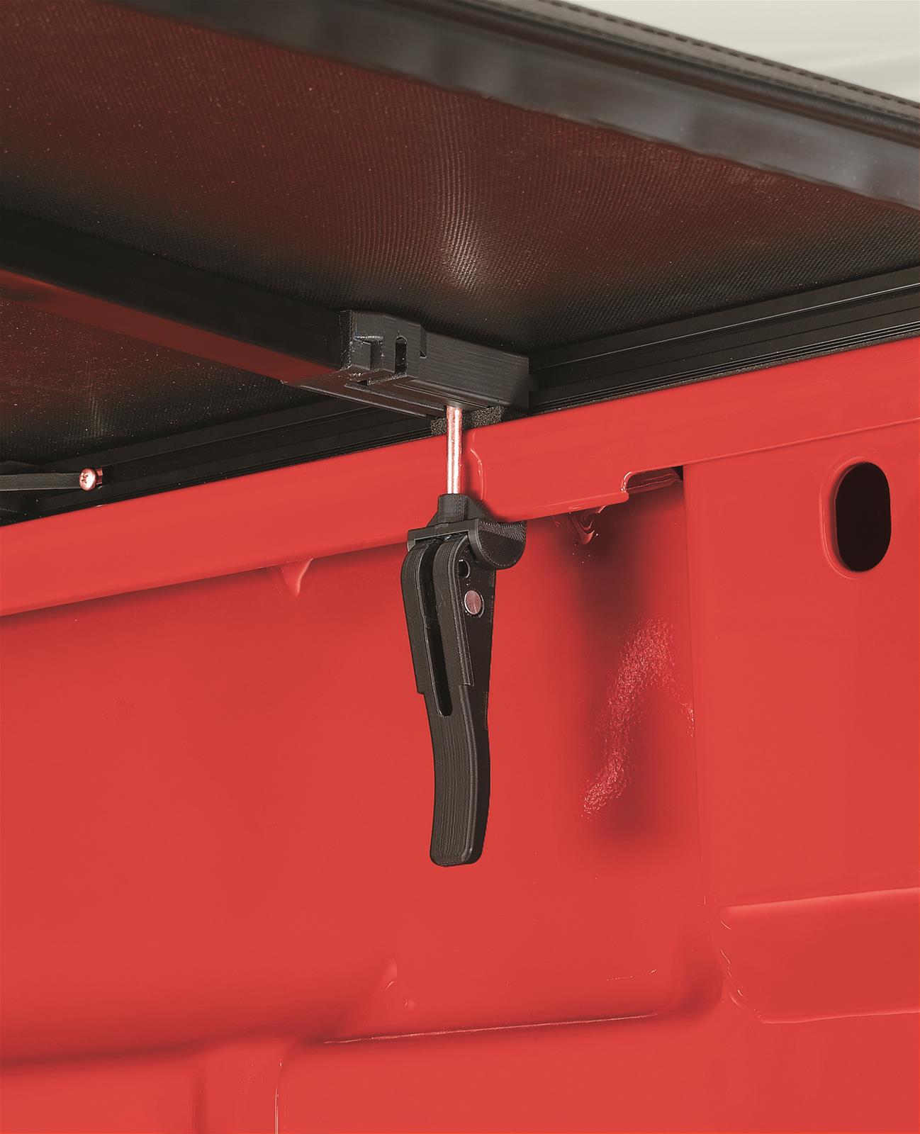 LUND Genesis Tri-Fold Tonneau Covers 950173