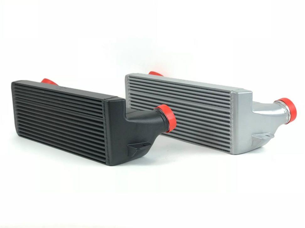 CSF 04-13 BMW 335i/xi (E90/E91/E92/E93) High Performance Stepped Core Bar/Plate Intercooler - Silver 8127