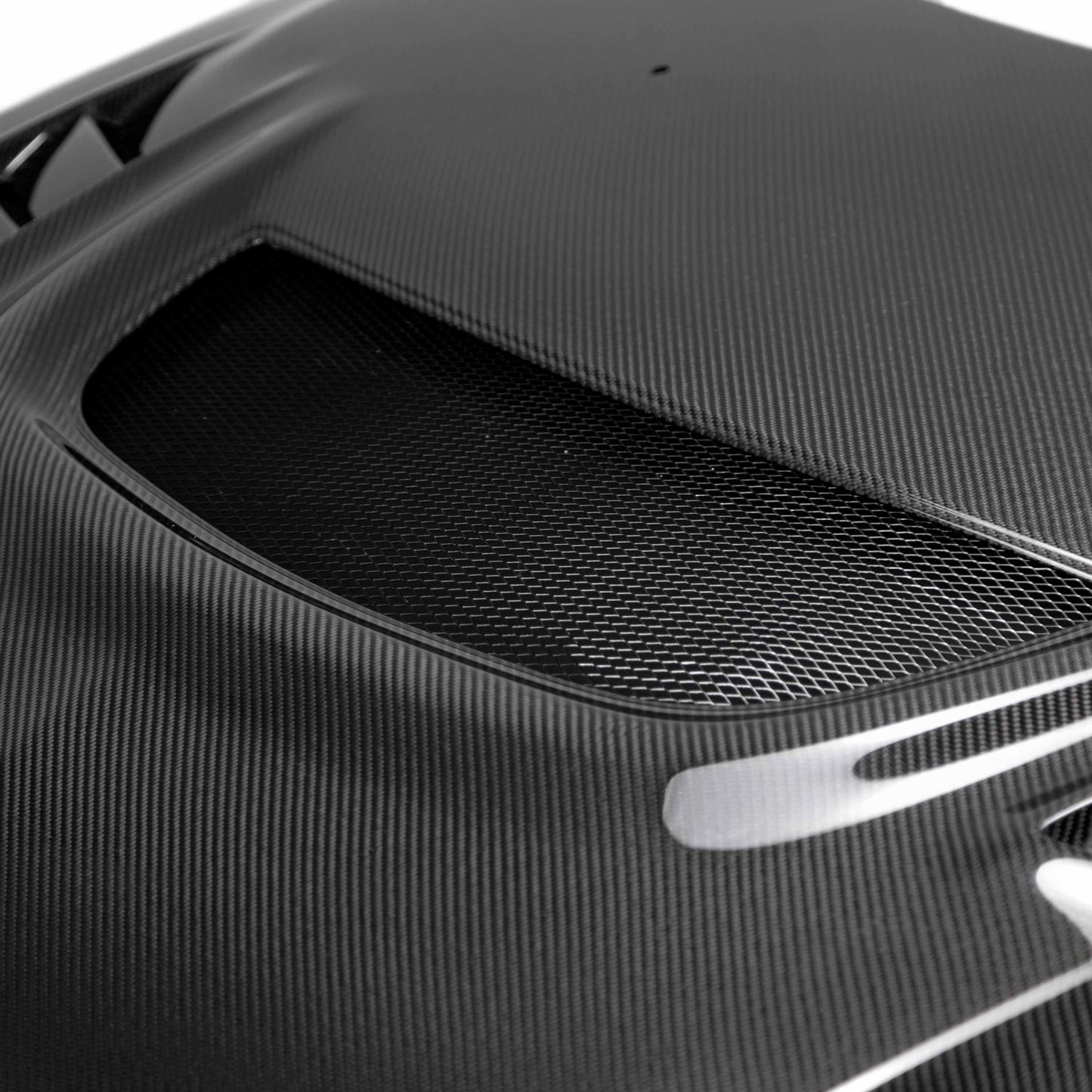 Seibon 03-07 Mitsubishi Evo 8 & 9 CW Carbon Fiber Hood HD0305MITEVO8-CW