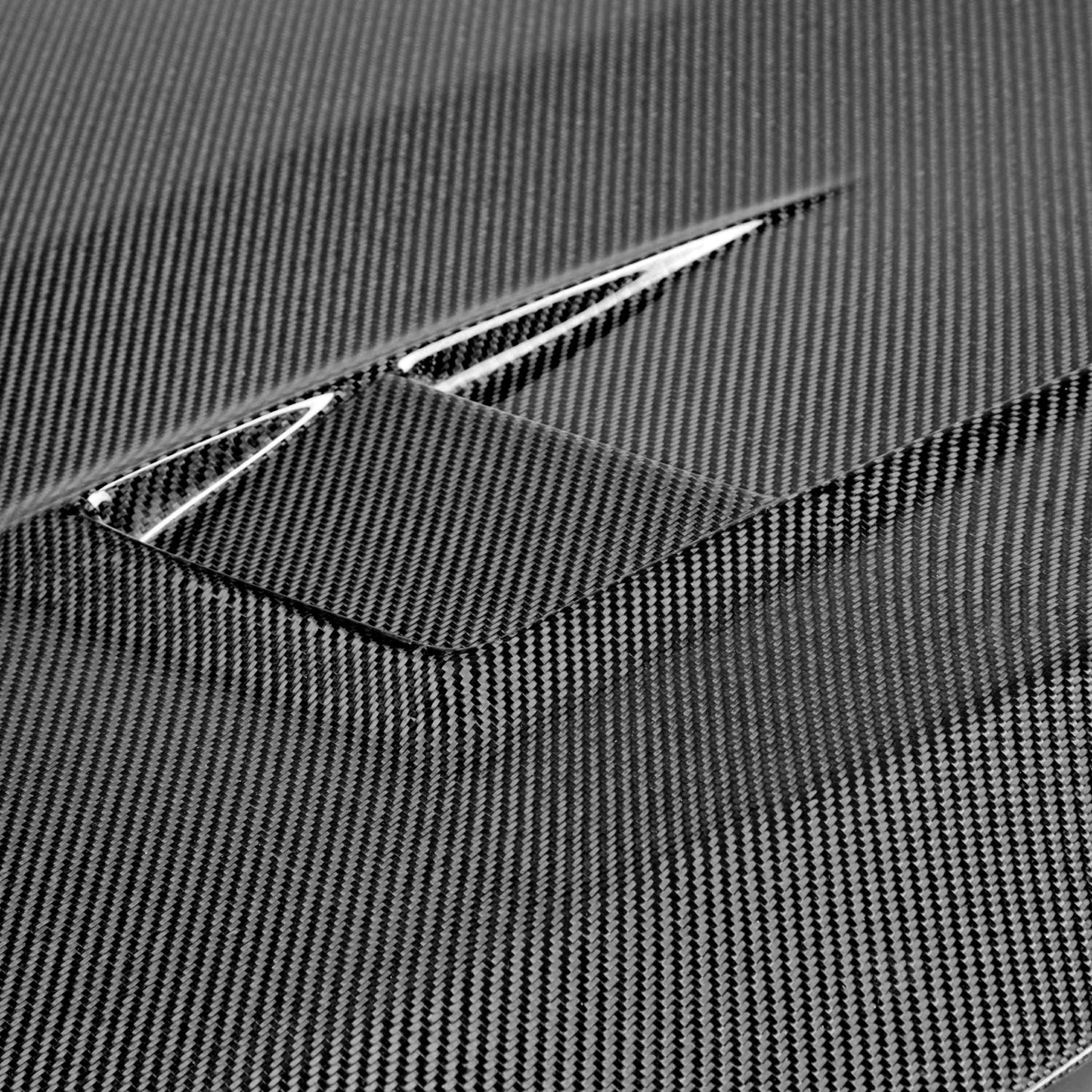 Seibon 11 BMW F20/F22 DV-Style Carbon Fiber Hood HD11BMWF20-DV