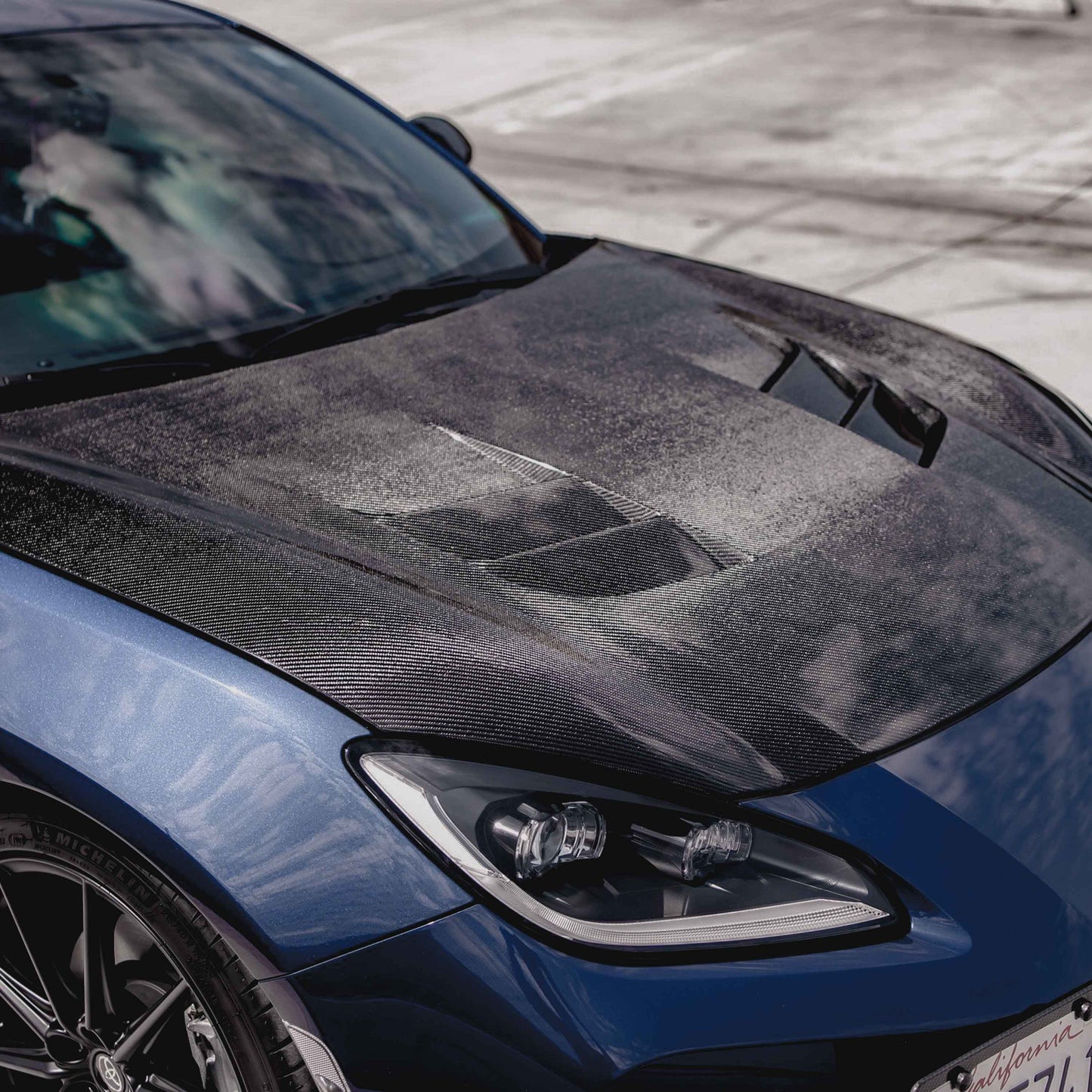 Seibon 2022 Toyota GR86/Subaru BRZ TS-Style Carbon Fiber Hood HD22TY86-TS