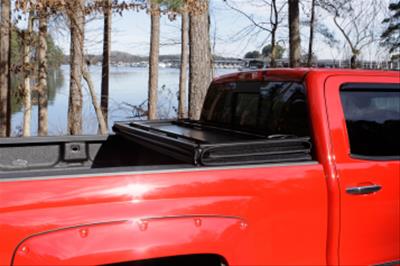 LUND Hard-Fold Tonneau Covers 969156