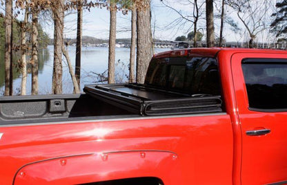 LUND Hard-Fold Tonneau Covers 969259