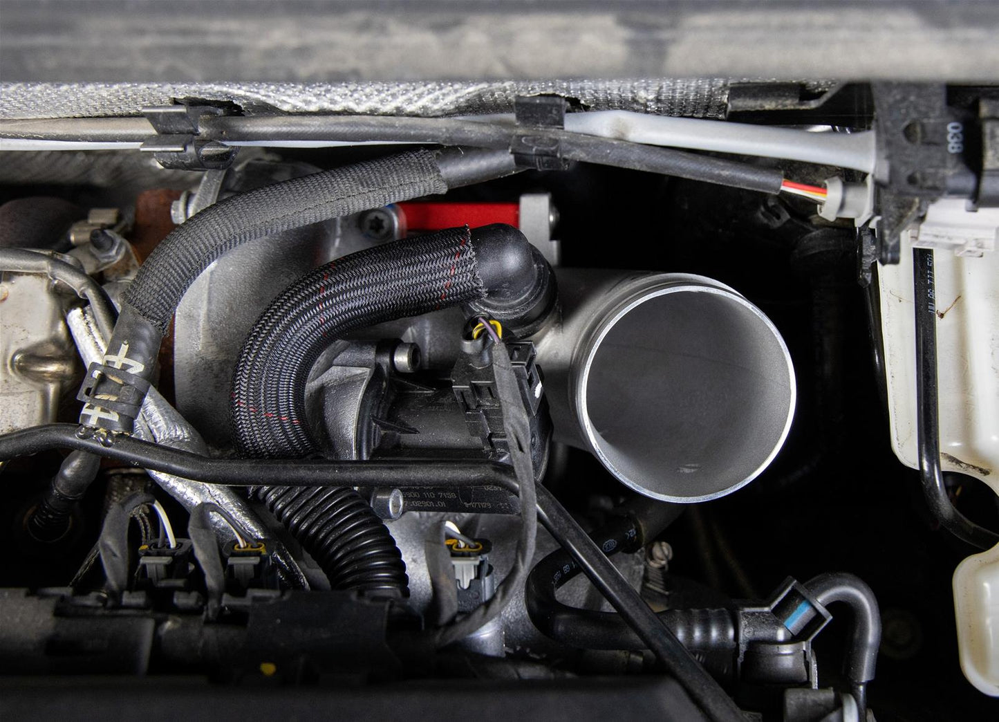 Mishimoto Air Intake Tubes MMAI-MK7-TI