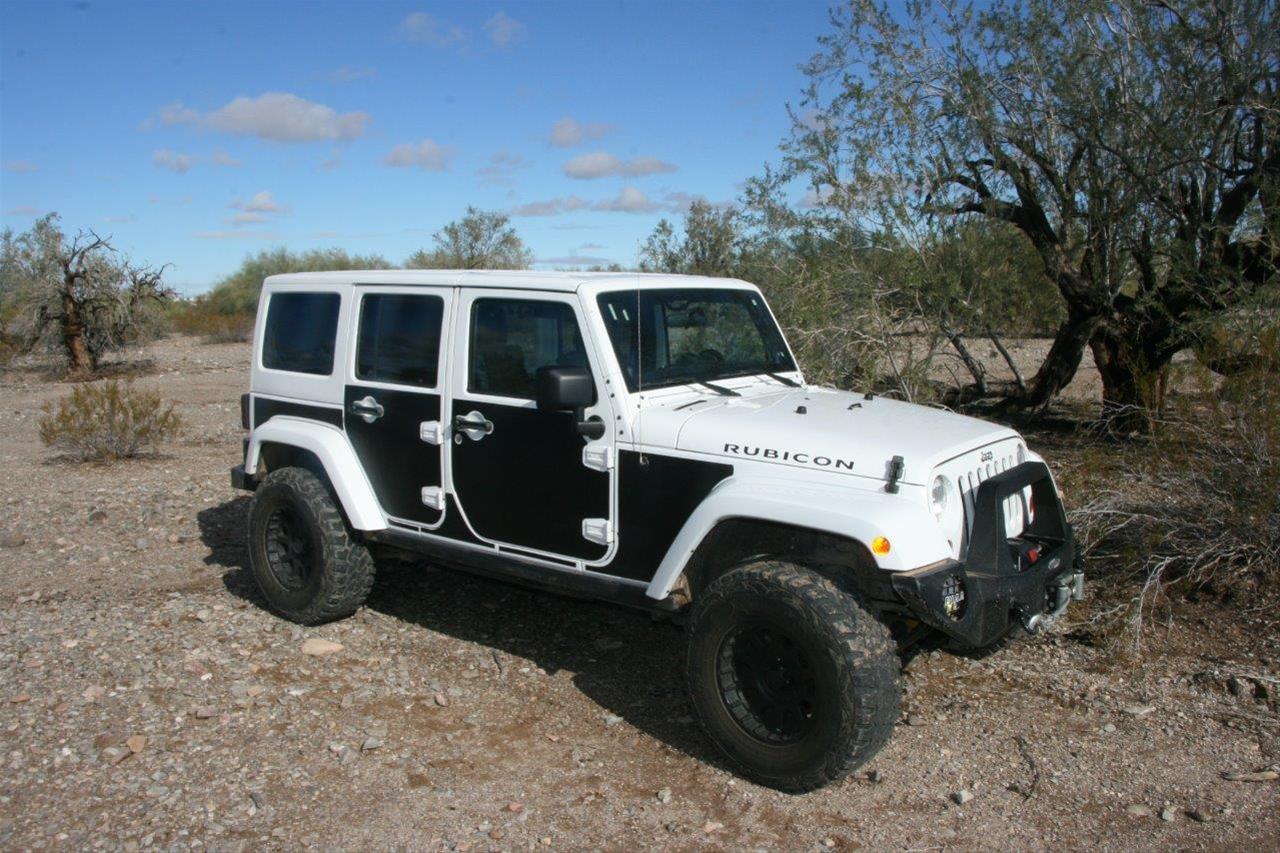 Rugged Ridge Magnetic Body Protectors 12300.53