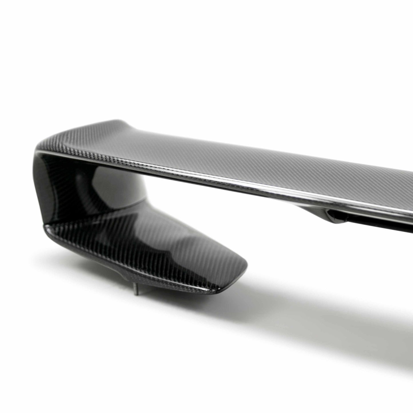 Seibon 09-11 Nissan GTR R35 VS-Style Carbon Fiber Rear Spoiler RS0910NSGTR-VS